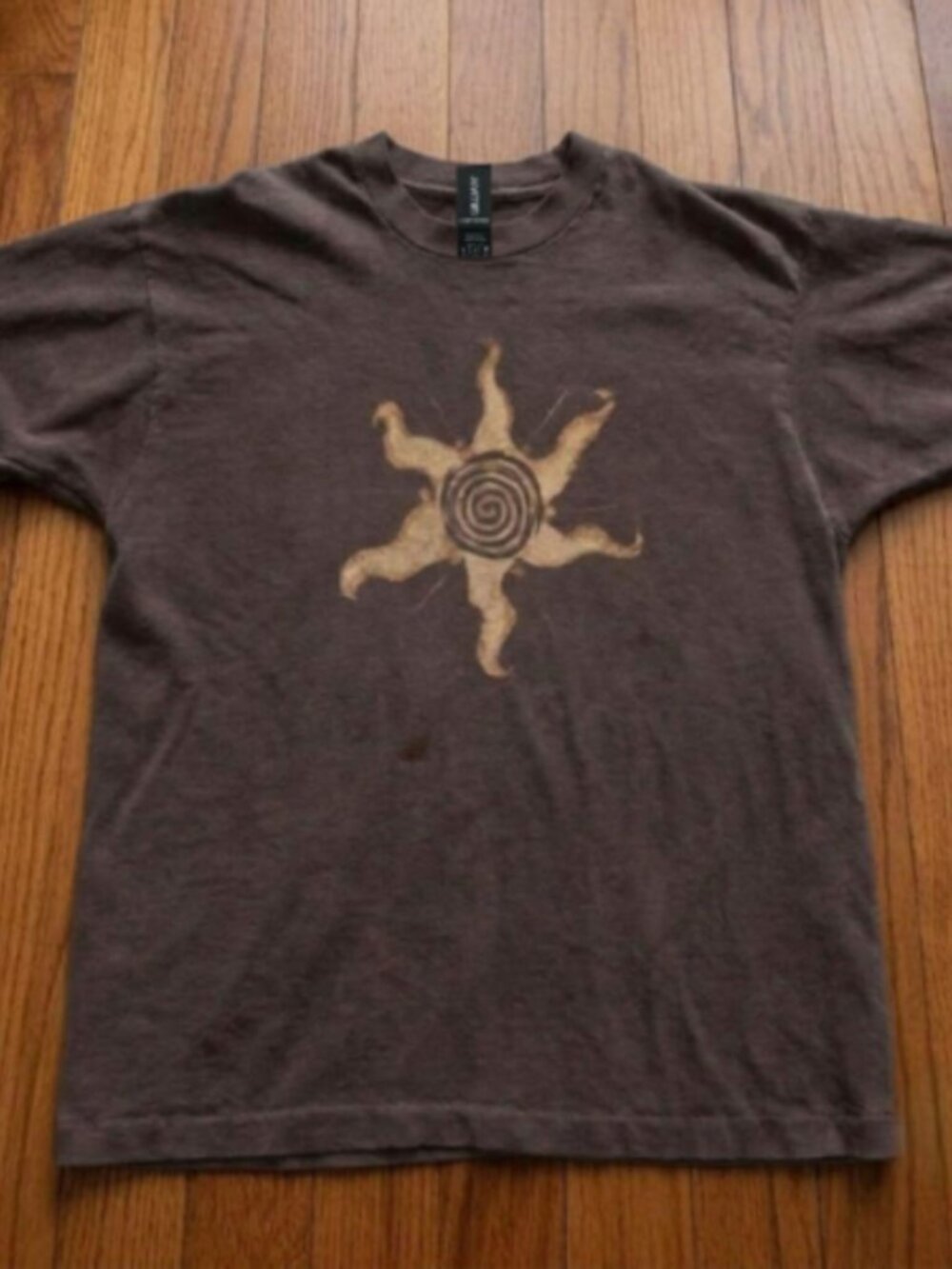 Dark Chocolate Sun Motif Graphic T-Shirt